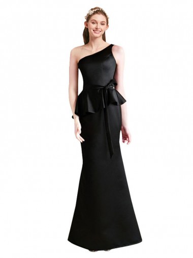 Sleeveless Black Mermaid Satin One Shoulder Bridesmaid Dress Mississauga