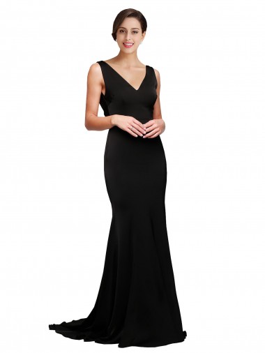 Sleeveless Black Low Back A-Line V-Neck Formal Evening Gown / Prom Dress / Bridesmaid Dress Mississauga